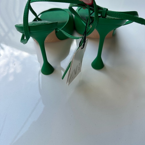 Zara brand new shoes - Picture 5 of 6